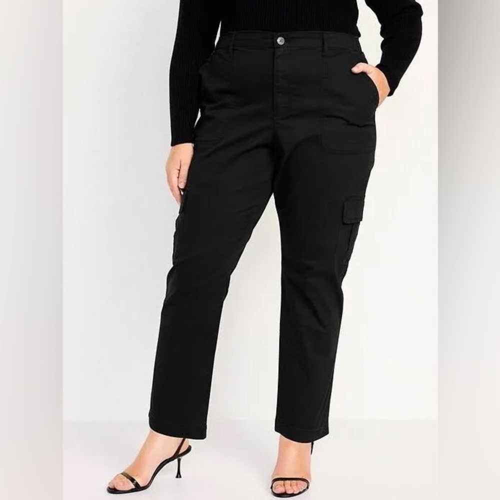 Old Navy OG Chino Cargo Pants - old version of the chinos!!